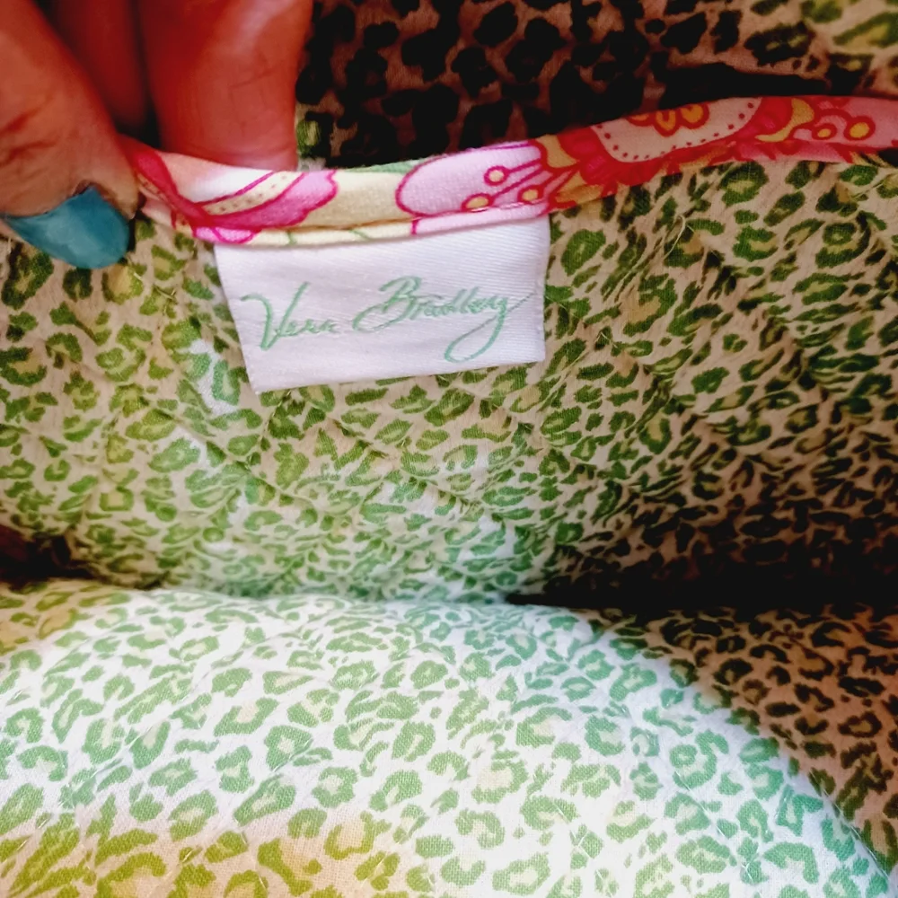 Vera Bradley Retired Petal Pink and Green Quilted Tote bag women - Picture 3 of 3
